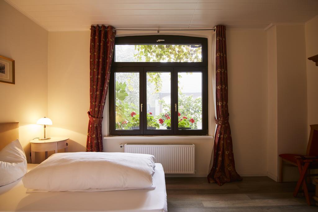 Heinrichs Winery Bed & Breakfast Langenlonsheim Eksteriør billede
